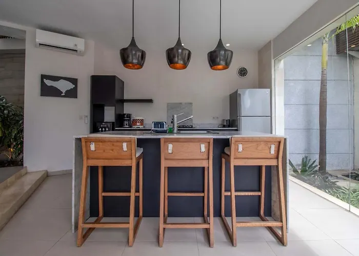 K-mea Seminyak (Bali)